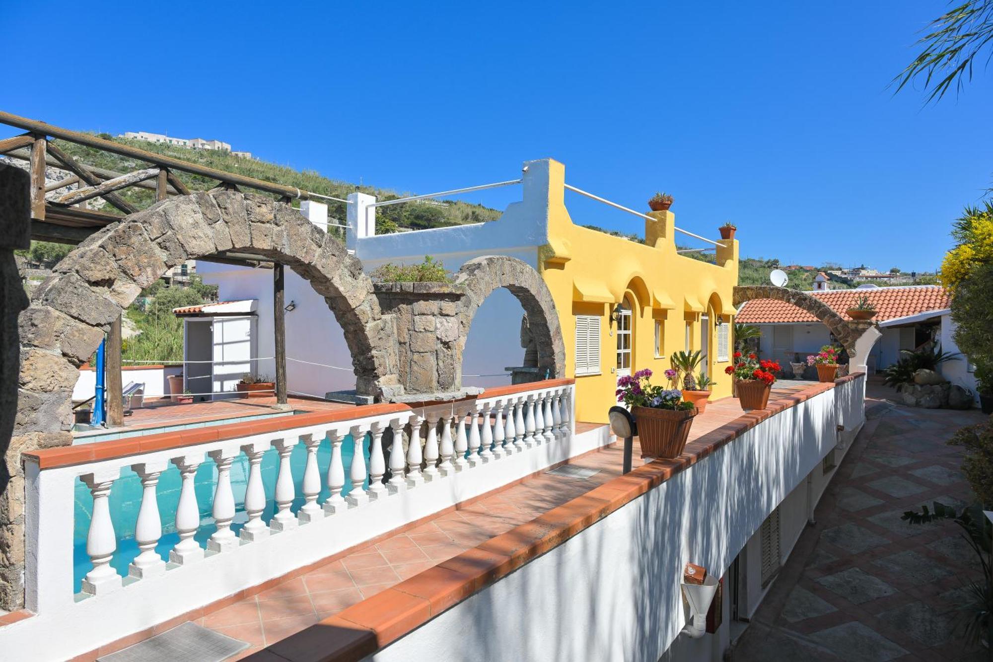 Resort Punto Azzurro Ischia Esterno foto