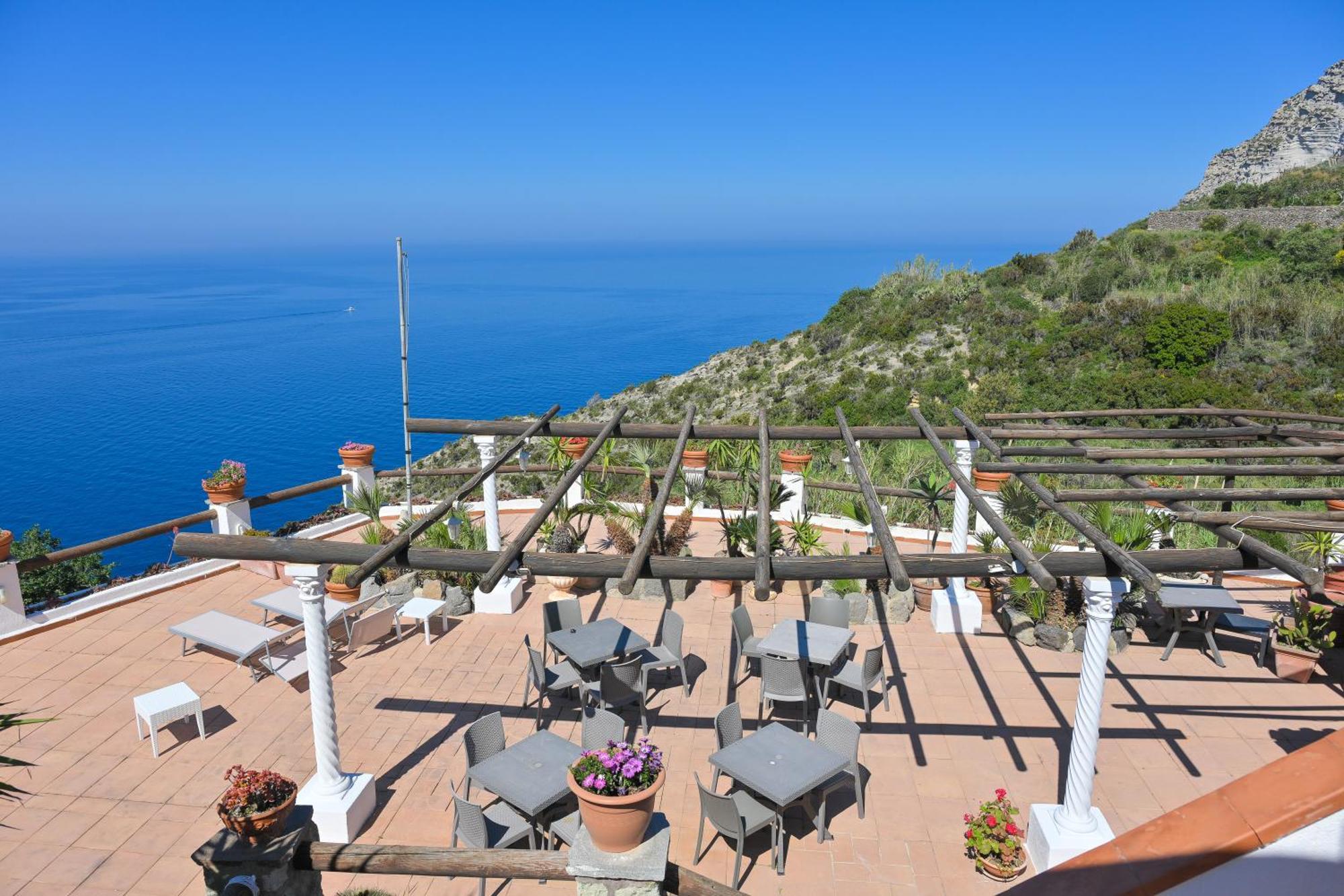 Resort Punto Azzurro Ischia Esterno foto